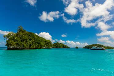 Blick auf die Felseninseln von Koror, Insel Koror, Palau, Mikronesien, Pazifik - RHPLF07139