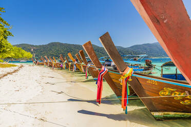 Long tail boats on Ko Rawi island in Tarutao Marine National Park, in Thailand, Southeast Asia, Asia - RHPLF07213