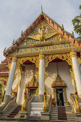 Der farbenfrohe Tempel im Büro des Nationalen Buddhismus, in Phuket-Stadt, Phuket, Thailand, Südostasien, Asien - RHPLF07336