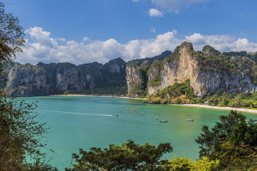 Der Blick vom Aussichtspunkt West Railay in Railay, Ao Nang, Provinz Krabi, Thailand, Südostasien, Asien - RHPLF07356