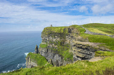 Cliffs of Moher, The Burren, Grafschaft Clare, Munster, Republik Irland, Europa - RHPLF07835