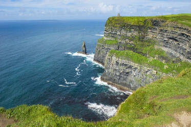 Cliffs of Moher, The Burren, Grafschaft Clare, Munster, Republik Irland, Europa - RHPLF07836