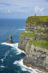 Cliffs of Moher, The Burren, Grafschaft Clare, Munster, Republik Irland, Europa - RHPLF07839