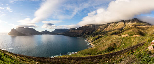 Chapman's Peak Drive und Hout Bay, Kaphalbinsel, Westkap, Südafrika, Afrika - RHPLF07880