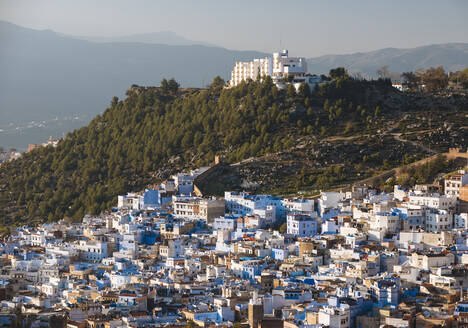 Blick auf Chefchaouen von der spanischen Moschee, Chefchaouen, Marokko, Nordafrika, Afrika - RHPLF07901