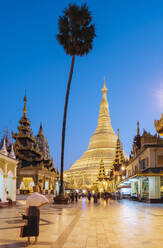 Shwedagon-Pagode, Yangon (Rangun), Myanmar (Birma), Asien - RHPLF07906