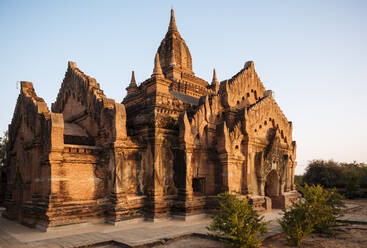 Verlassener Tempel in der Abenddämmerung, Bagan (Pagan), Region Mandalay, Myanmar (Burma), Asien - RHPLF07919