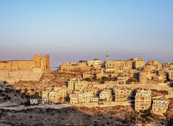 Burg Kerak bei Sonnenaufgang, Al-Karak, Verwaltungsbezirk Karak, Jordanien, Naher Osten - RHPLF08404