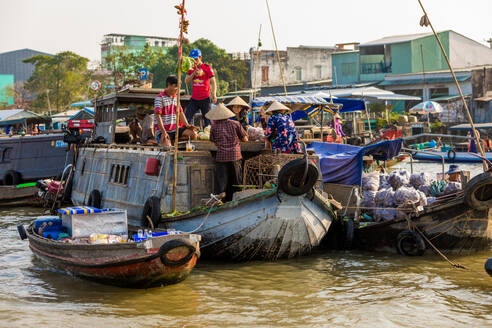 Der schwimmende Markt außerhalb von Can Tho, Vietnam, Indochina, Südostasien, Asien - RHPLF08549