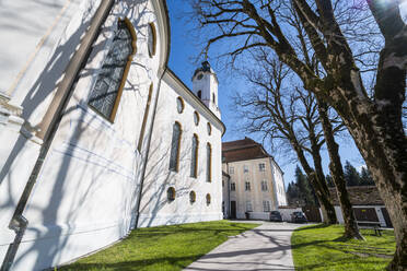 Außenansicht der Wieskirche, Steingaden, Bayern, Deutschland - RUNF02890