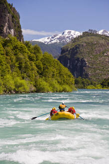 Rafting auf dem Futaleufu-Fluss, Chile - FOLF10388
