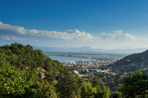 Hochformatige Ansicht von Cap Haitien, Haiti, Karibik - RUNF03006