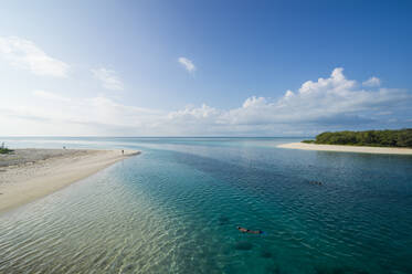 Blick auf die wunderschöne Lagune von Ouvea, Loyalty Islands, Neukaledonien - RUNF03069