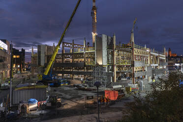 Baustelle bei Nacht in Göteborg, Schweden - FOLF10943