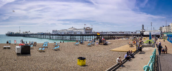 Strand in Brighton, England - FOLF11171