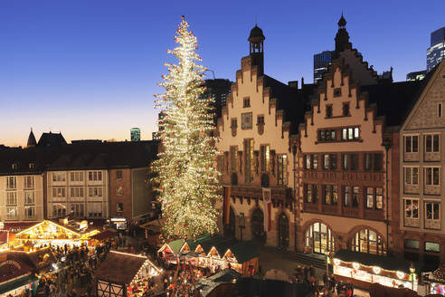 Weihnachtsmarkt am Römer, Römerbergplatz, Frankfurt, Hessen, Deutschland, Europa - RHPLF08982