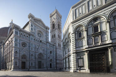 The complex of Duomo di Firenze with ancient Baptistery, Giotto's Campanile and Brunelleschi's Dome, Florence, UNESCO World Heritage Site, Tuscany, Italy, Europe - RHPLF09024