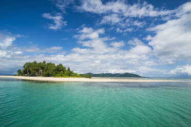 Türkisfarbenes Wasser und weißer Sandstrand, White Island, Buka, Bougainville, Papua-Neuguinea, Pazifik - RHPLF09138