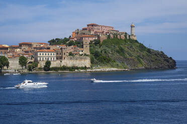 Forte Stella und Leuchtturm, Portoferraio, Elba, Toskanische Inseln, Italien, Europa - RHPLF09322