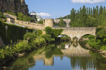 Stierchen-Steinsteg und Wenzelmauer, Luxemburg-Stadt, Luxemburg, Europa - RHPLF09375