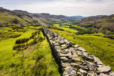 Römisches Kastell Hardknott, Hardknott-Pass, Lake-District-Nationalpark, UNESCO-Welterbe, Cumbria, England, Vereinigtes Königreich, Europa - RHPLF09388