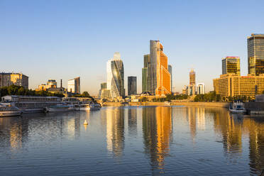 Wolkenkratzer im Geschäftszentrum des Presnensky-Bezirks, am Moskwa-Fluss, Moskau, Russland, Europa - RHPLF09405
