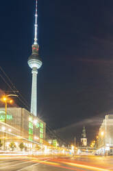 Fernsehturm am Alexanderplatz in Berlin Mitte bei Nacht, Berlin, Deutschland, Europa - RHPLF09464