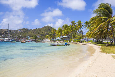 Clifton Harbour, Union Island, Die Grenadinen, St. Vincent und die Grenadinen, Westindische Inseln, Karibik, Mittelamerika - RHPLF09485