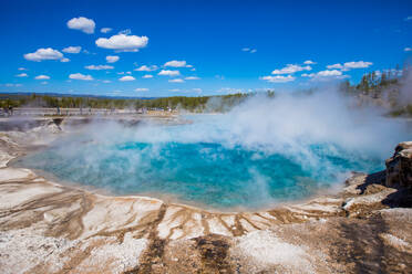 Regenbogen-Geysir, Yellowstone-Nationalpark, UNESCO-Welterbe, Wyoming, Vereinigte Staaten von Amerika, Nordamerika - RHPLF09702