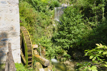 Höhlen von Caglieron, Alte Wassermühle, Venetien, Italien, Europa - RHPLF09712