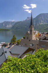 Elevated view of Hallstatt village, UNESCO World Heritage Site, Salzkammergut region of the Alps, Salzburg, Austria, Europe - RHPLF09781