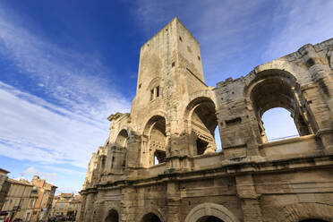 Amphitheater von Arles, römische Ruine, Abendlicht, UNESCO-Weltkulturerbe, Arles, Bouches du Rhone, Provence, Frankreich, Europa - RHPLF09987