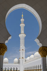 Ornate arches of Sheikh Zayed Grand Mosque, Abu Dhabi, United Arab Emirates, Middle East - RHPLF10067