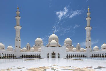 Sheikh Zayed Grand Mosque, Abu Dhabi, United Arab Emirates, Middle East - RHPLF10072