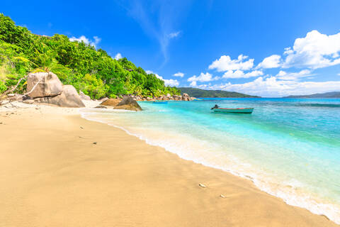 Felicite Island, friedliche Landschaft am Strand der Seychellen bei La Digue, Seychellen, Indischer Ozean, Afrika, lizenzfreies Stockfoto