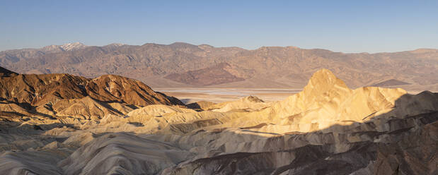 Zabriskie Point im Death Valley National Park, Kalifornien, Vereinigte Staaten von Amerika, Nordamerika - RHPLF10157