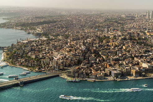 Blick auf den europäischen Teil von Istanbul von oben, Istanbul, Türkei, Europa - RHPLF10275