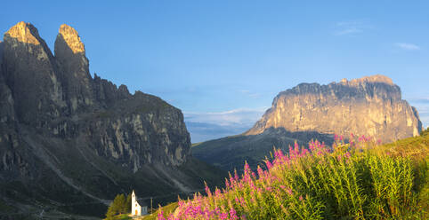 Kapelle San Maurizio, Grödner Joch, Grödner Tal, Südtirol, Dolomiten, Italien, Europa - RHPLF10905