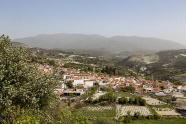 Das Kloster im Zentrum des historischen Dorfes Omodos im Troodos-Gebirge, Zypern, Mittelmeer, Europa - RHPLF10952