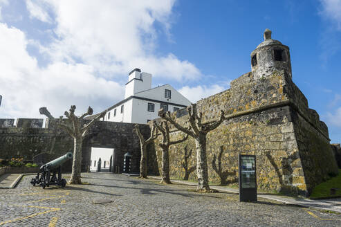 Schloss von St. Blaise, die historische Stadt Ponta Delgada, Insel Sao Miguel, Azoren, Portugal, Atlantik, Europa - RHPLF11020