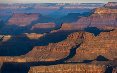 Sonnenaufgang vom Südrand des Grand Canyon, UNESCO-Welterbe, Arizona, Vereinigte Staaten von Amerika, Nordamerika - RHPLF11068