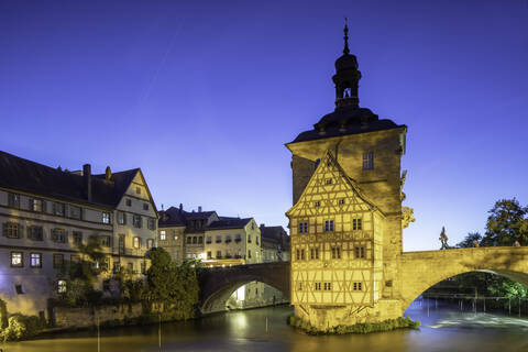 Altes Rathaus in der Abenddämmerung, Bamberg, UNESCO-Welterbe, Bayern, Deutschland, Europa, lizenzfreies Stockfoto