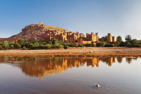 Kasbah Ait-Benhaddou, UNESCO-Weltkulturerbe, Atlasgebirge, Marokko, Nordafrika, Afrika - RHPLF11336
