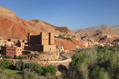 Kasbah Ait Youl, Dades-Tal, Atlasgebirge, Südmarokko, Marokko, Nordafrika, Afrika - RHPLF11358