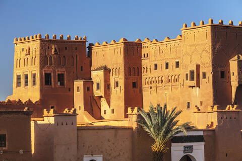 Kasbah Taourirt, Ouarzazate, Straße der Kasbahs, Atlasgebirge, Südmarokko, Marokko, Nordafrika, Afrika, lizenzfreies Stockfoto