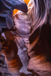 Antelope Canyon, Navajo Tribal Park, Page, Arizona, Vereinigte Staaten von Amerika, Nordamerika - RHPLF11428