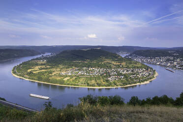 Blick auf die Rheinschleife, Boppard, Rheinland-Pfalz, Deutschland, Europa - RHPLF11527