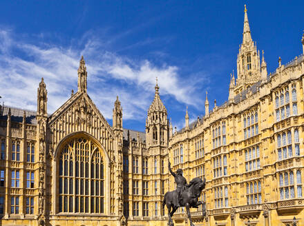 Richard Coeur de Lion vor dem Palast von Westminster in London, England, Europa - RHPLF11882