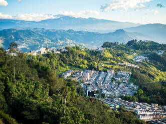 Blick auf die Berge, Manizales, Kolumbien, Südamerika - RHPLF11994