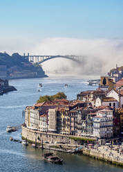 Blick auf die Arrabida-Brücke, Porto, Portugal, Europa - RHPLF11997